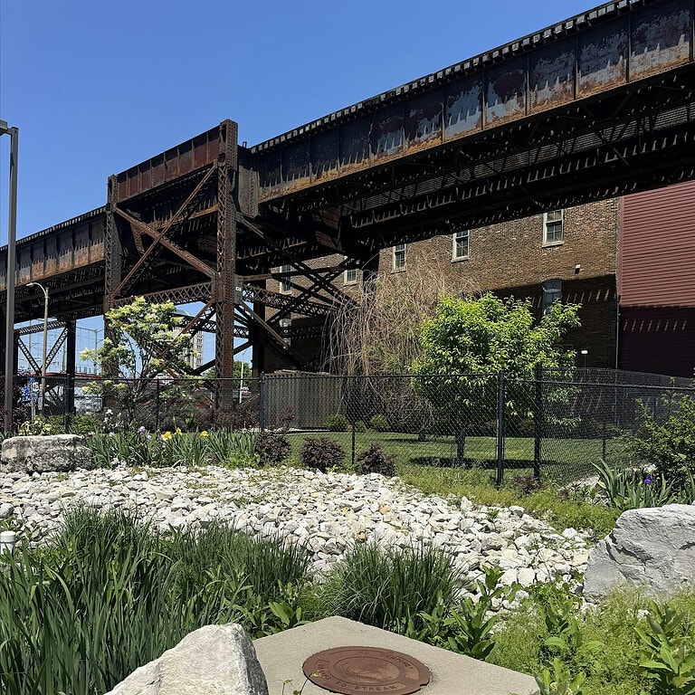 Free Outdoor Wellness & Club Preview!